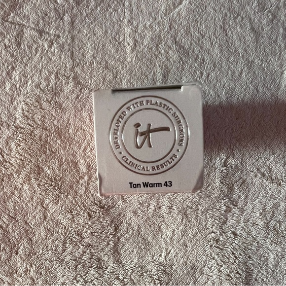 BRAND NEW ✨ IT COSMETICS Your Skin But Better Foundation - Tan Warm 43 - Picture 16 of 16